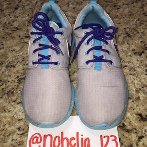 ✨Boys Nike Roshe